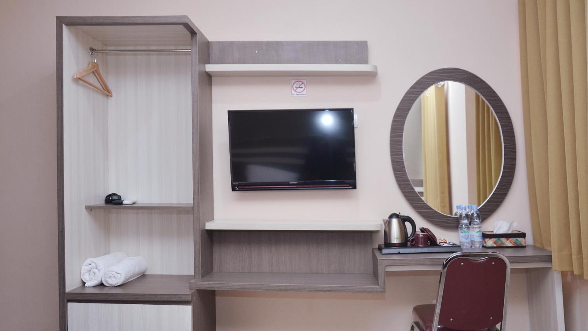 Gaia Asri Hotel Pamanukan Hilir Pokoj fotografie
